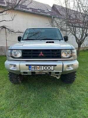 Mitsubishi Pajero Utilitar
