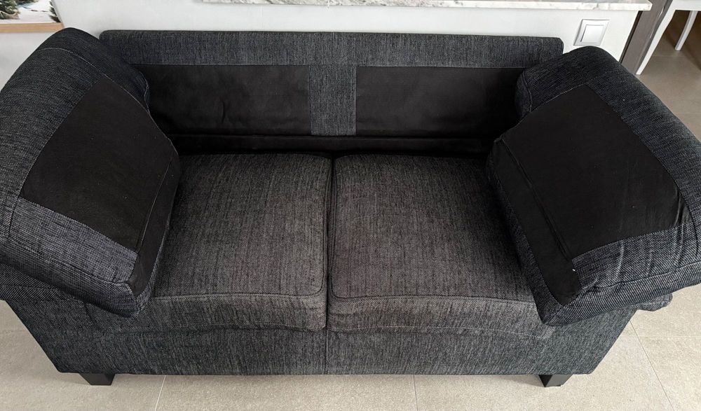 Set canapele de 3 locuri si de 2 locuri