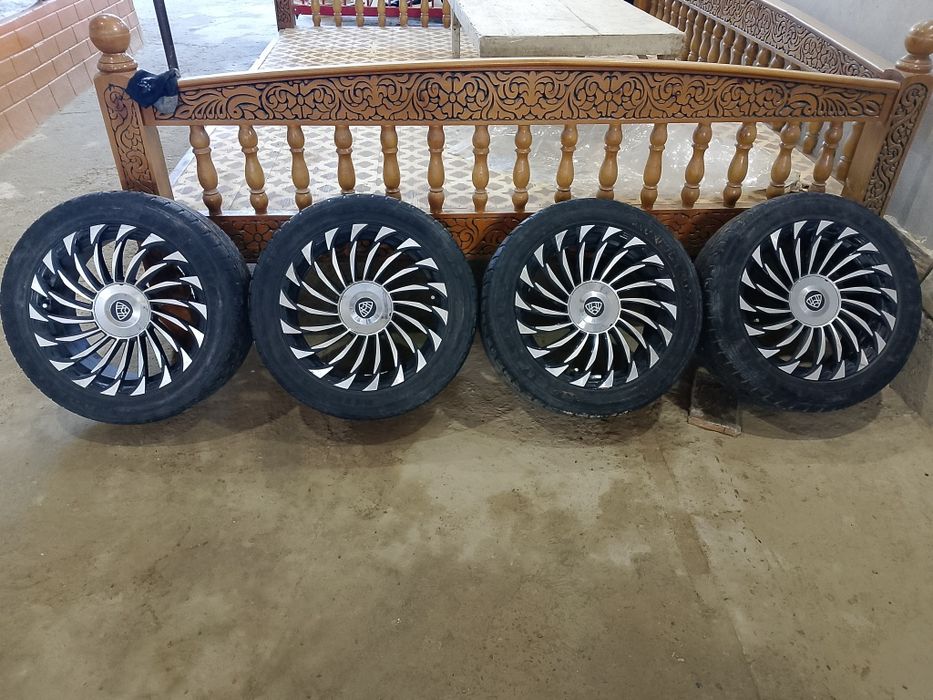 Cobalt saka diskka sotiladi