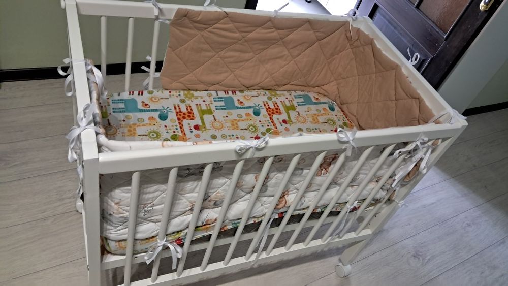 Детский манеж, (кроват)