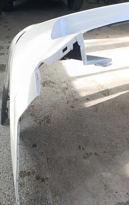 Задна броня и спойлер за Тойотa Хайлендър/Toyota Highlander