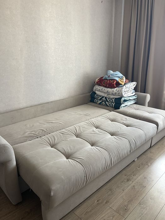 Дёшево отдам диван