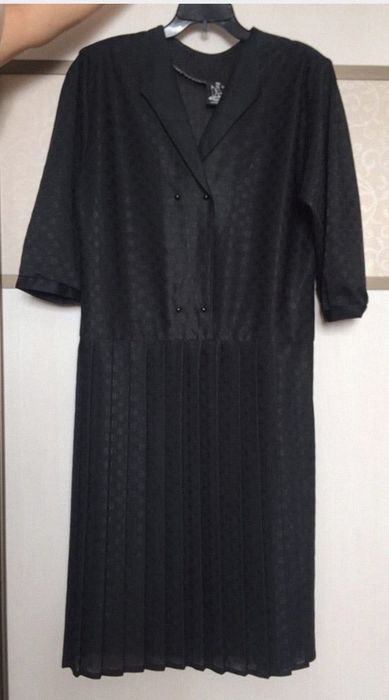 Продам платье 48 р.