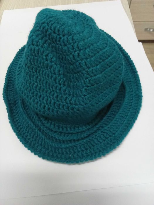 Palarie dama, crosetata
