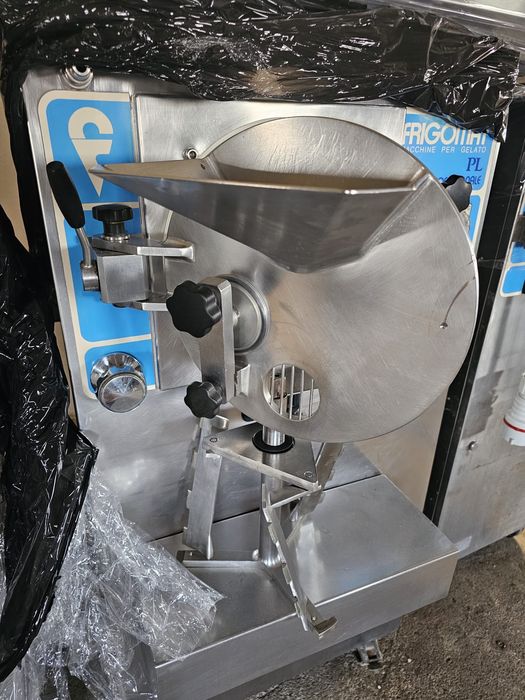 Mașina pentru înghețată Frigomat