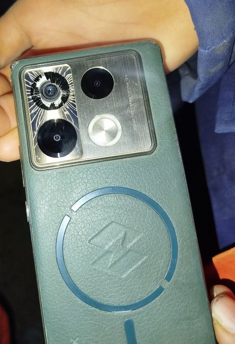 Infinix Note 40 Pro