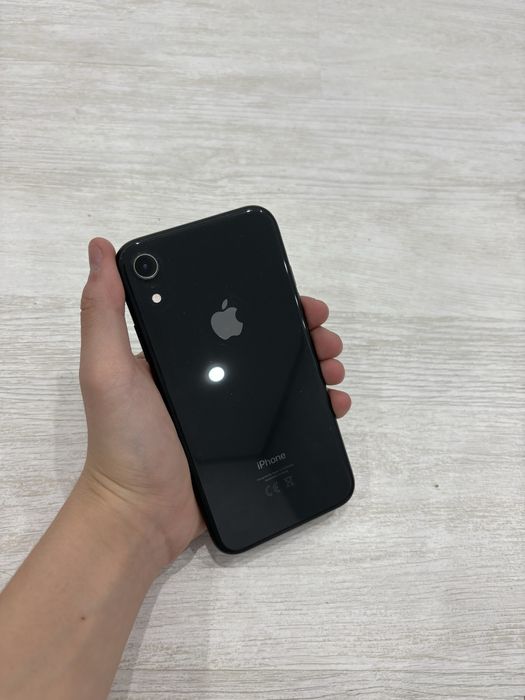 Срочно продам айфон xr