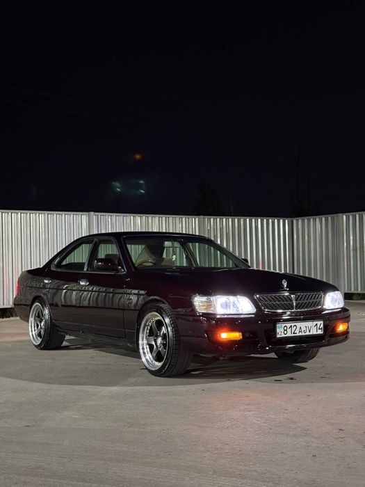 Nissan Laurel 2.0 акп