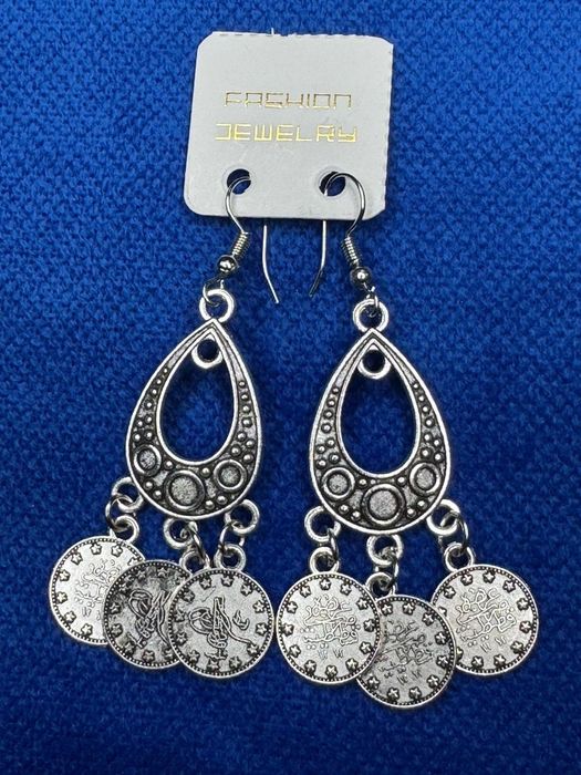 Продаются серьги в этностиле