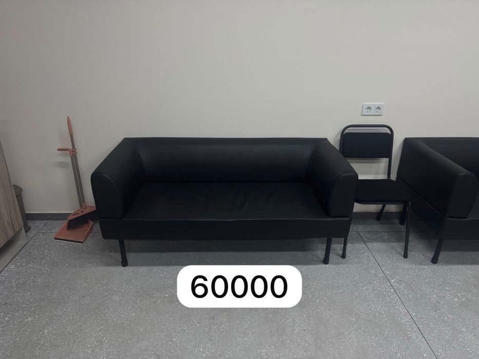 Продам диваны в связи с закрытием офиса