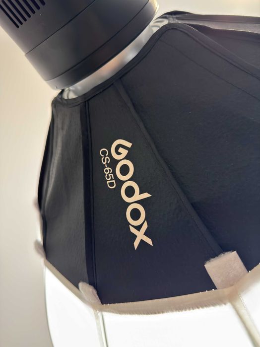 Студийный свет Godox SL100BI + Софтбокс Godox CS65D