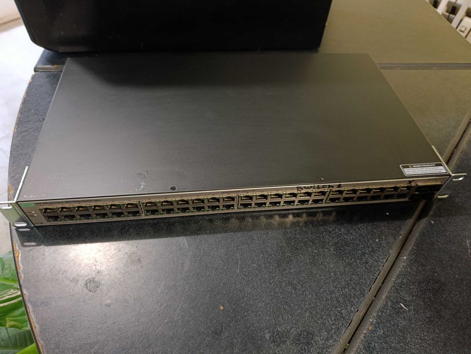 Switch - HPE 1820-48 G