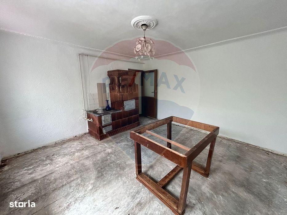 Casă / Vilă cu 5 camere de vânzare în zona Traian