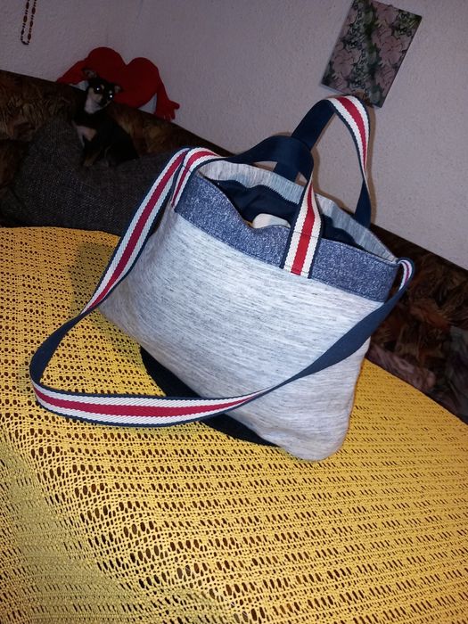 Оригинална чанта. На FILA