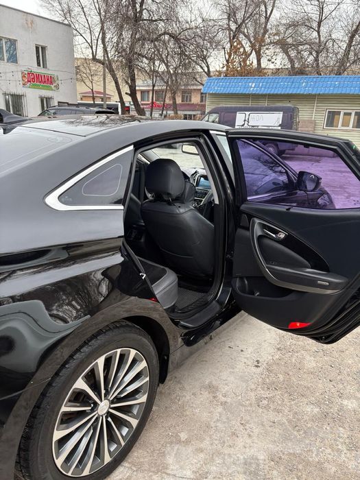 Hyundai grandeur exclusive