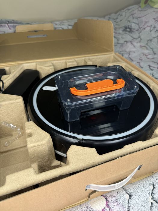 Робот-пылесос моющий