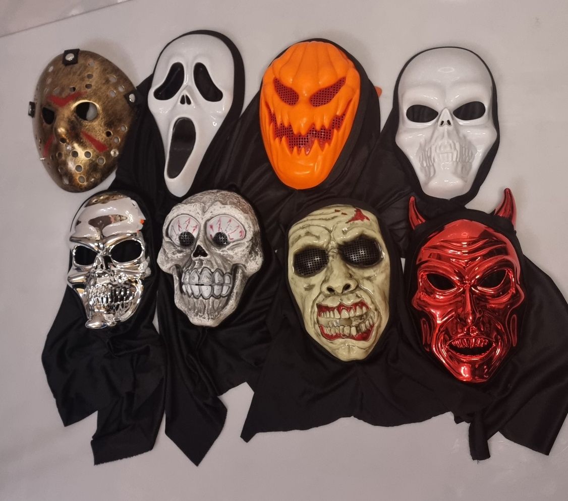 Карнавальная маска на Хэллоуин