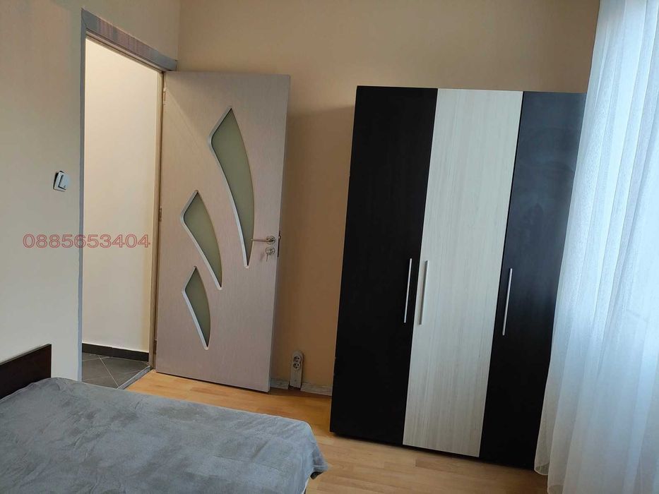 Дава се под наем Тристаен апартамент в София, Център - 67 кв.м за 663 € - Снимка #10