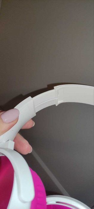 Слушалки Bluetooth, Maybelline New York