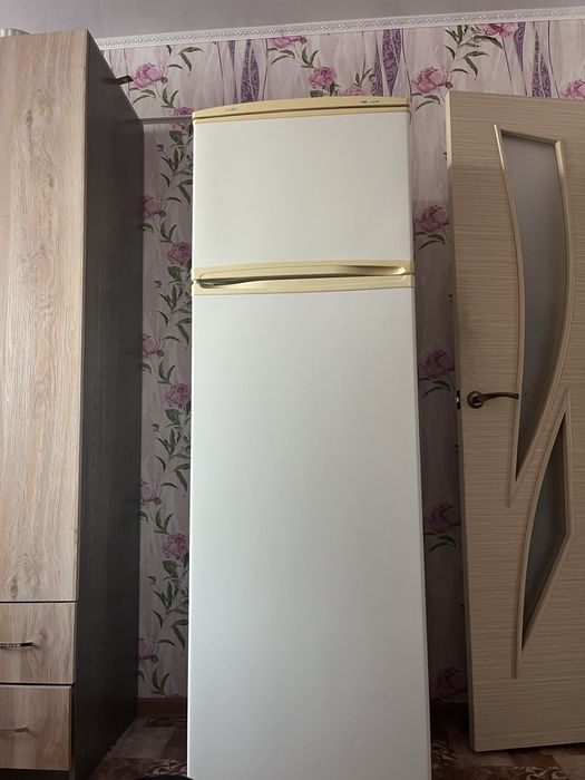 продам холодильник