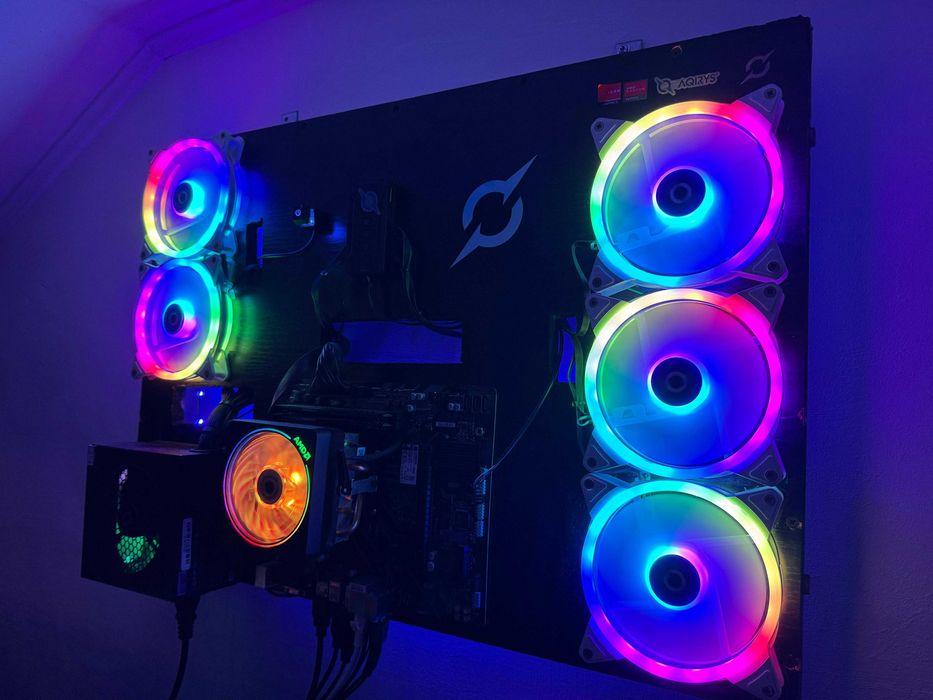 Servicii IT | Reparații Telefoane | PC Custom | Foto Evenimente