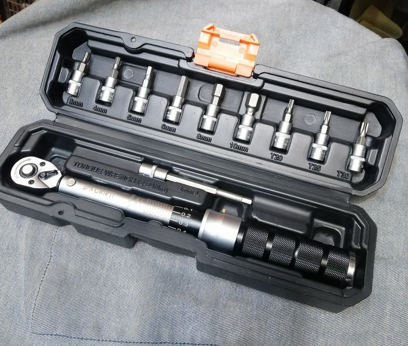 Нов Динамометричен ключ 2-24 нютона