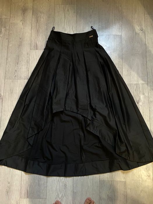 Уау, ещё юбка брюки джинсы