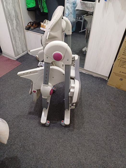 Продаётся кормления стульчик Teknum