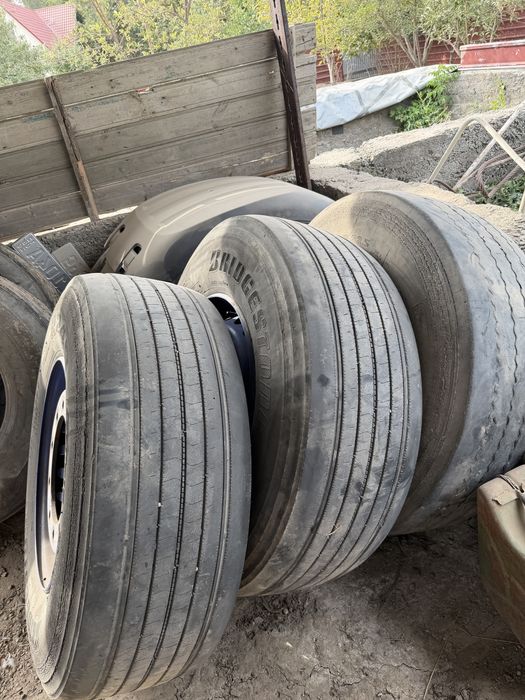 Продам колеса на грузовую резину с диском и без(бочки)