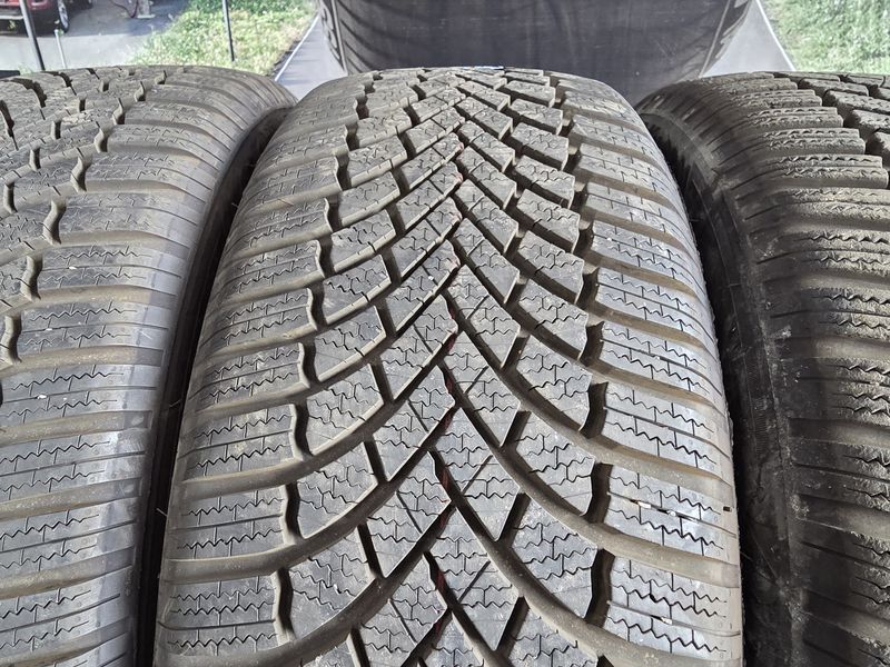 225/55/18 PIRELLI 4бр