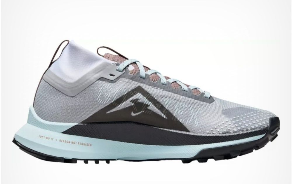 Дамски маратонки Nike