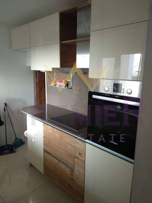 Продава се Къща в с. Топола, Област Добрич - 145 кв.м за 1138 €/кв.м - Снимка #3