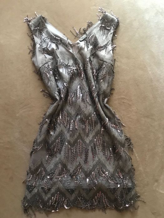 Vand rochie petrecere paiete argintii