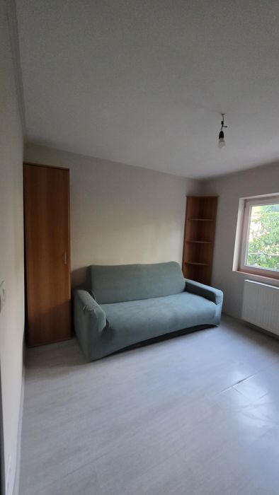 Vand apartament 3 camere 75 mp2