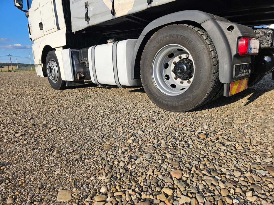 Ansamblu cap tractor MAN TGX + semiremorca KRONE