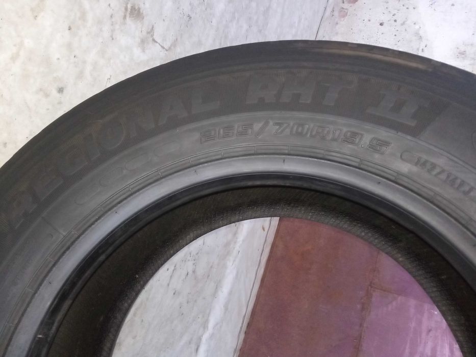 1 тежкотоварна гума за ремарке 265/70R19.5 Goodyear RHT2 143/141J FRT