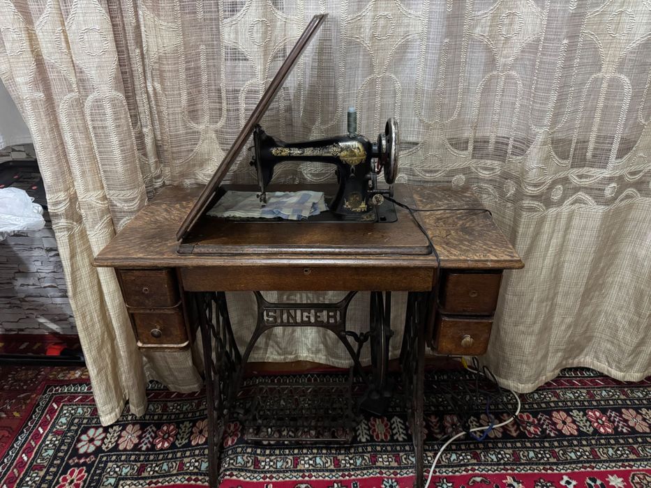 Швейная машинка SINGER
