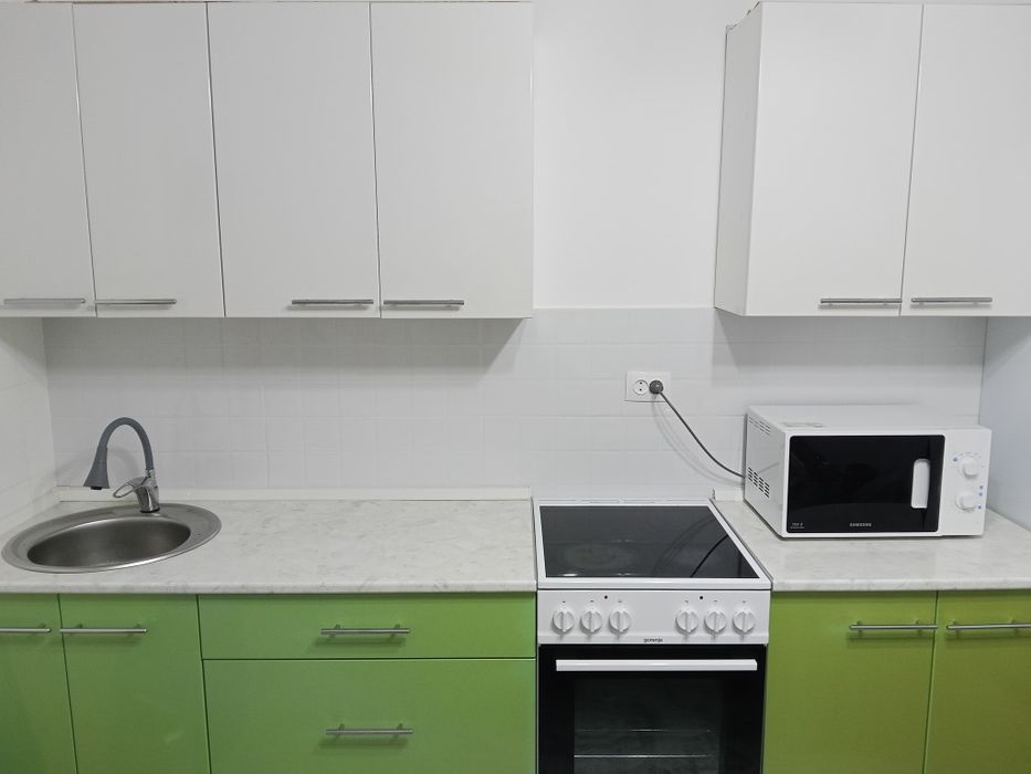 Продается кухонный гарнитур