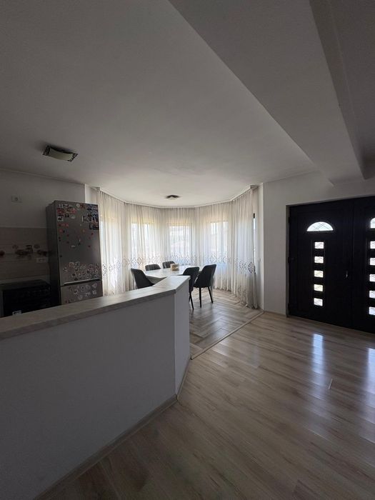 Casa de vanzare!