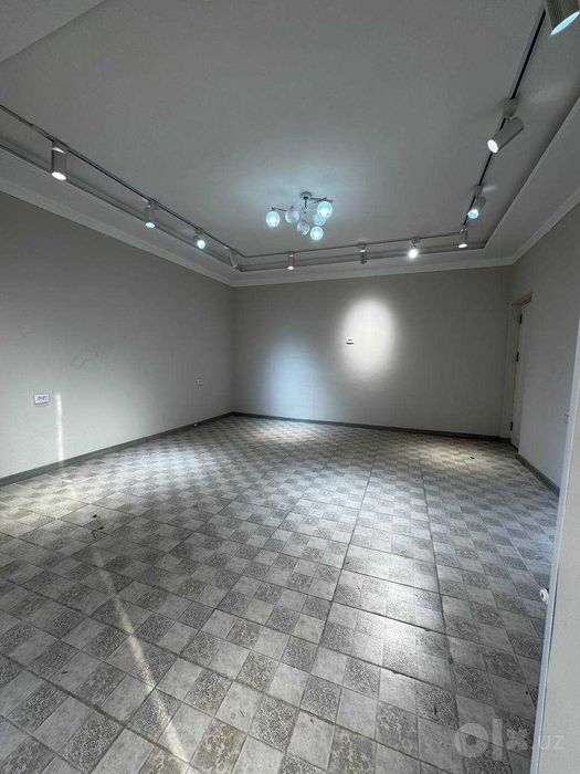 Аренда коммерческого помещения 100 м² 1-я линия свой паркинг Юнусабад