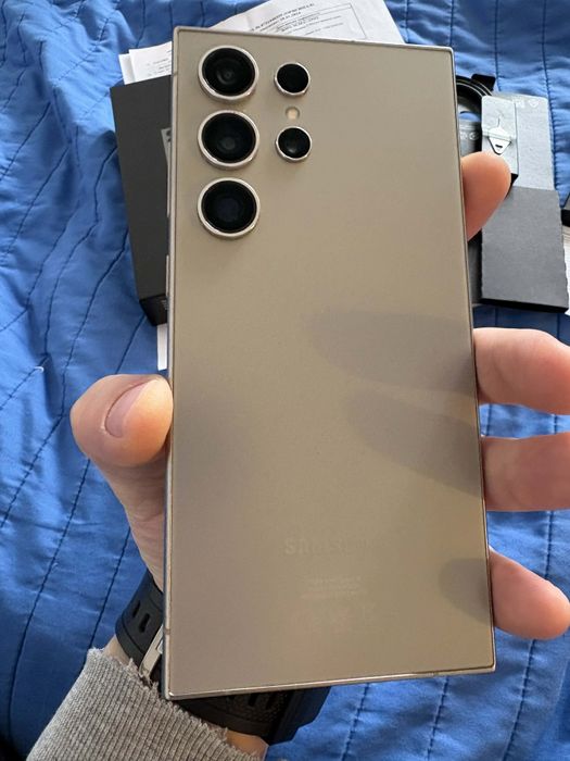 Samsung Galaxy S24 Ultra 512 GB Гаранционен