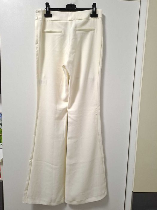 Pantaloni evazati de dama marimea 38. NOI cu eticheta!!!