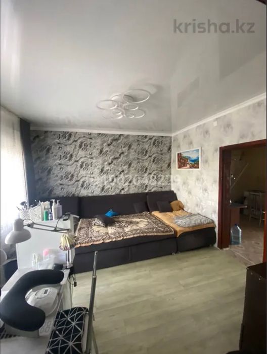 Дом в Пришахтинске