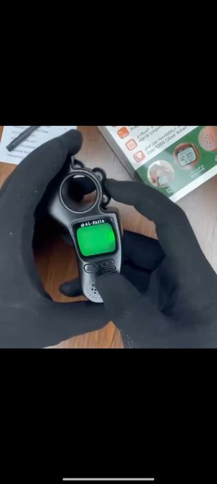 . Elektron tasbeh juda ham yaxshi  ham qiblani aniqlaydi besh vaqt