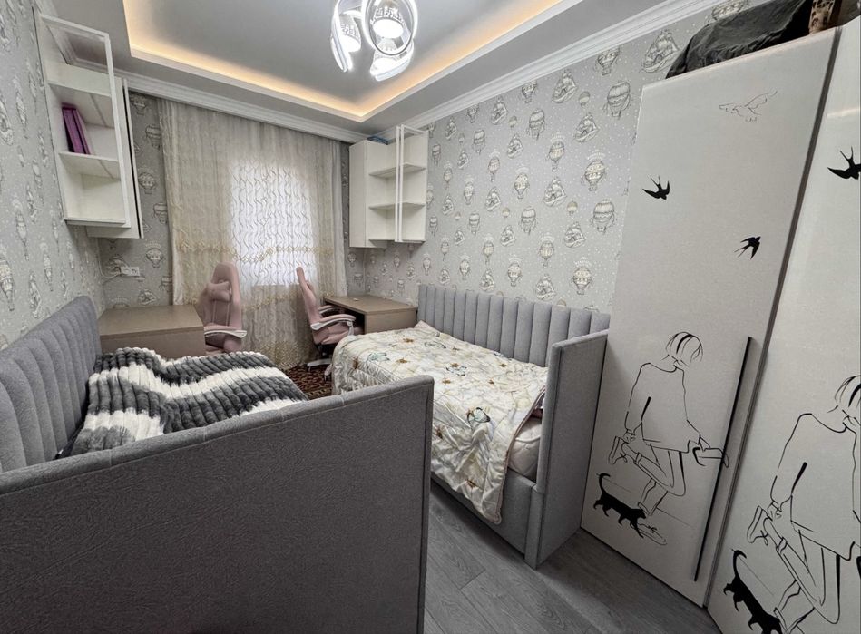 Продается 4х комнатная квартира в центре ойбек