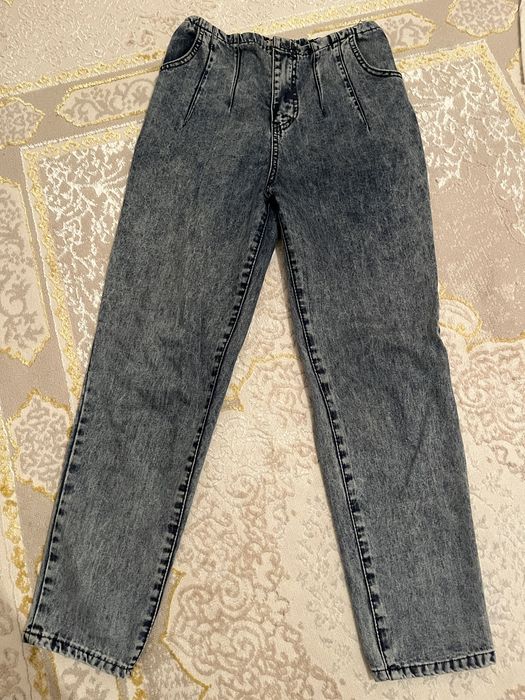 Женские прямые джинсы