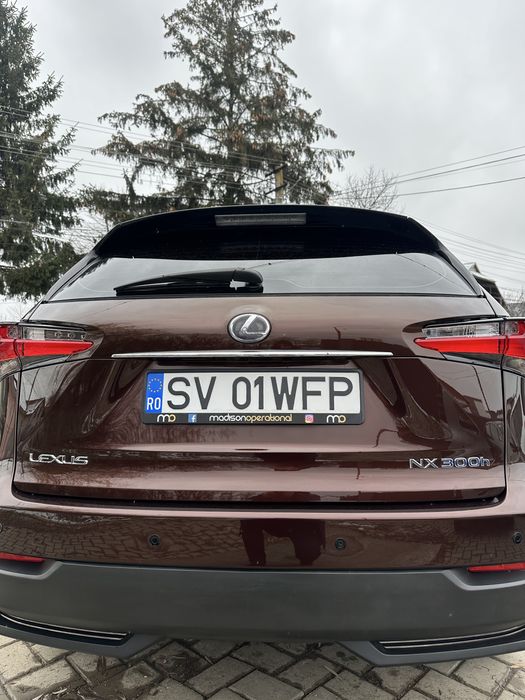 Vând Lexus Nx 300h