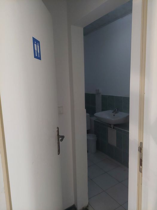 Дава се под наем Магазин в Шумен, Център - 81 кв.м за 306 € - Снимка #6