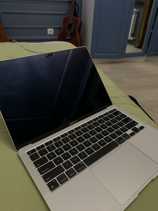 Macbook air13 m1 2022