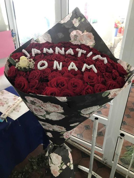 Qarshi gullar rafaello